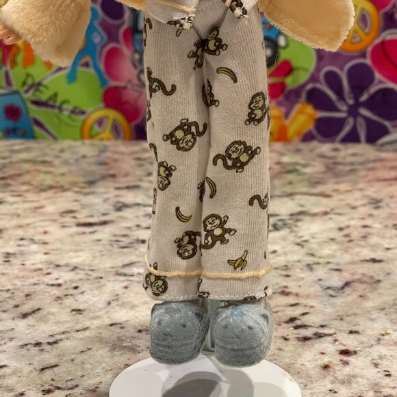 MGA Bratz Slumber Party Cloe Doll in Meygan PJ's  Lot 15 - Picture 4 of 6